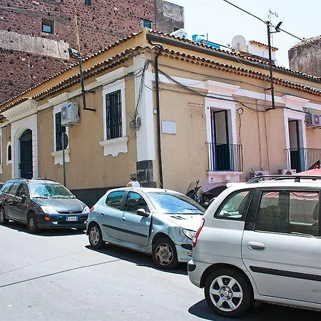City-in Hostel *